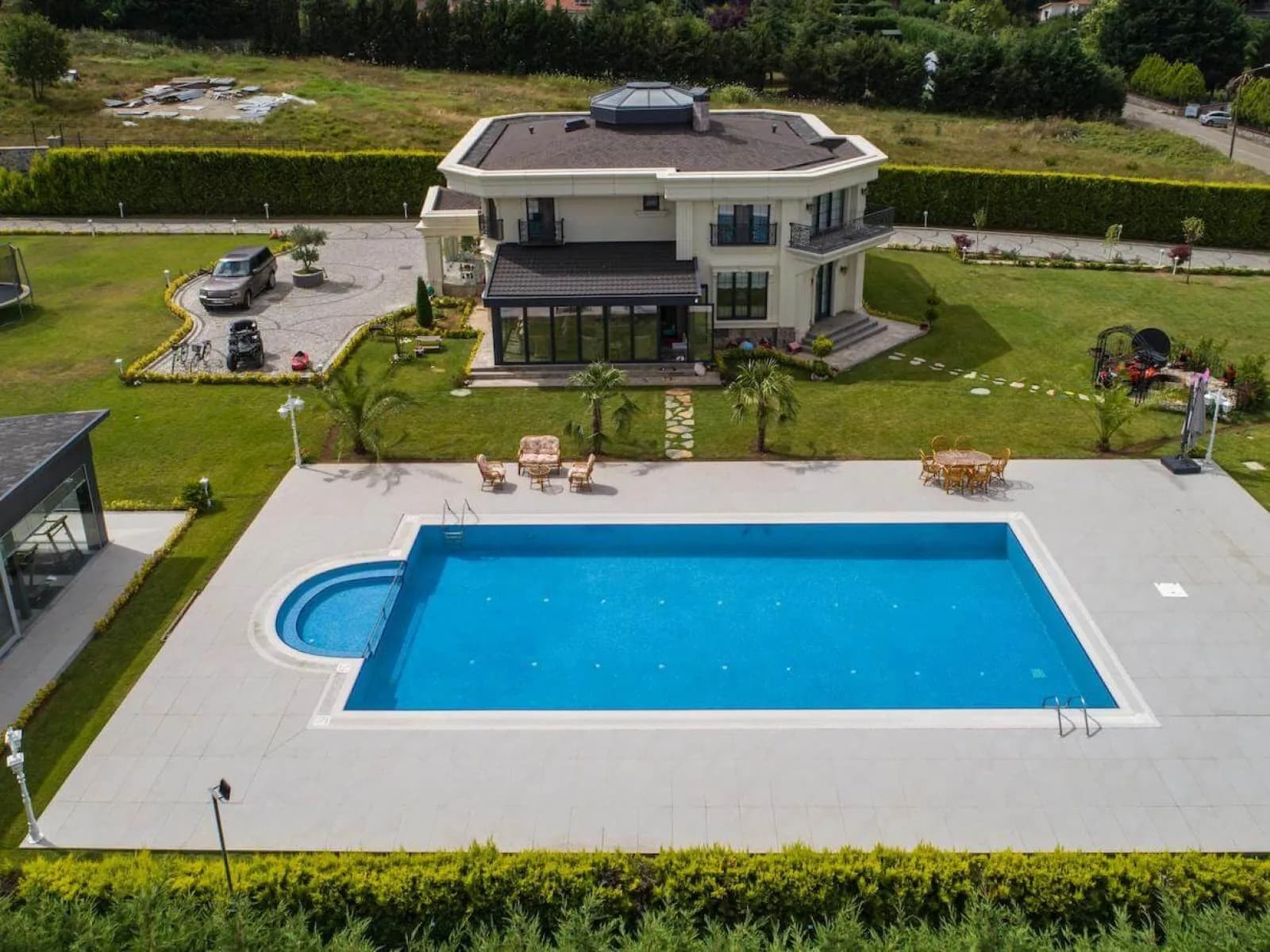 Landscaped Villa Pool — 1