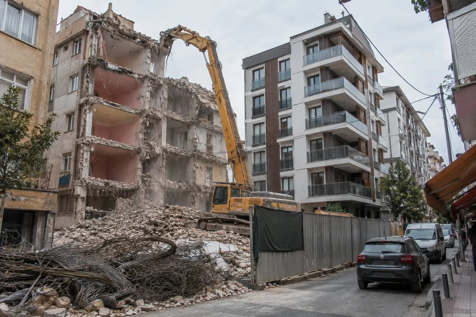 حلول التحول الحضري ونموذج تعهد البناء — Savaş Grup